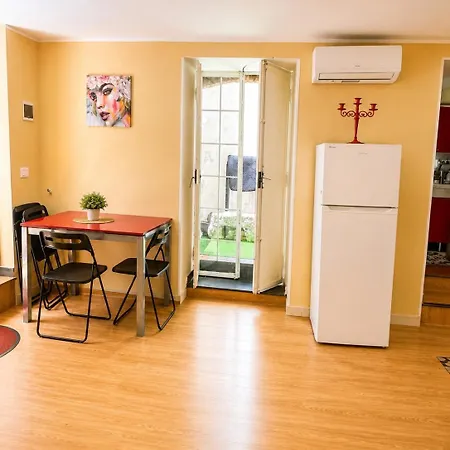 Plebiscito House I